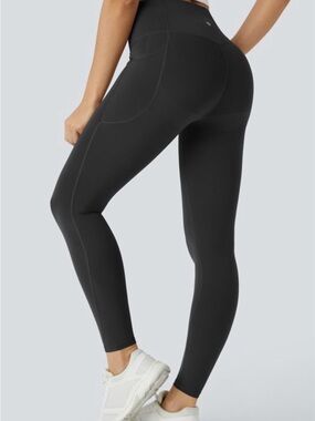 Halara UltraSculpt™ HighWaisted ButtLifting TummyControl Pocket Shaping Leggings
